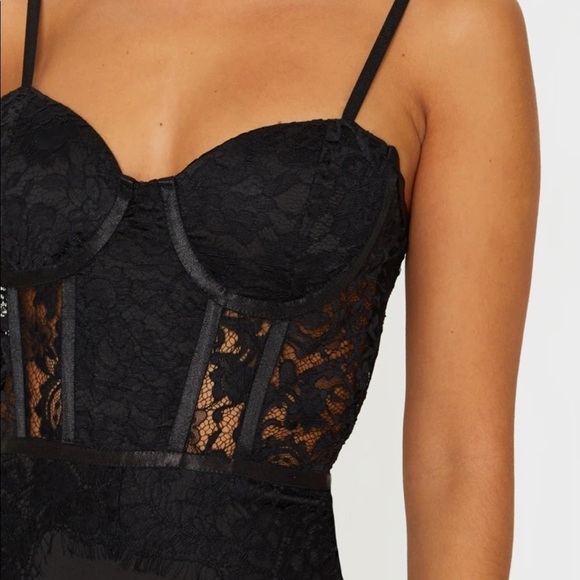 Pretty Little Things Black Lace Bodice Strappy Bodycon Dress - Picture 4 of 10